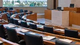 La reforma del Mar Menor enfrenta al PP con la oposición en la Asamblea